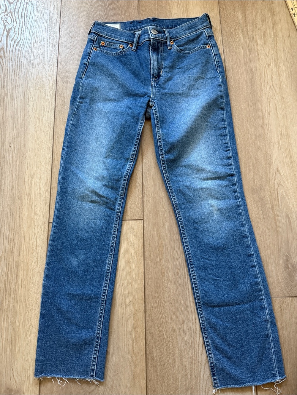 GAP Vintage Slim Mid Rise Medium Blue Straight-Leg Jeans Size 25